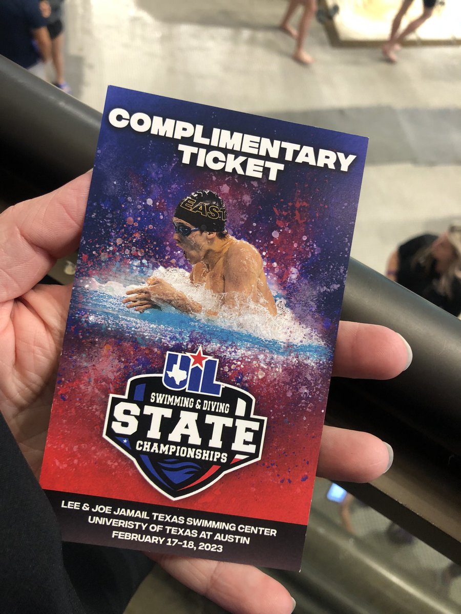 Julie Roth tweet media