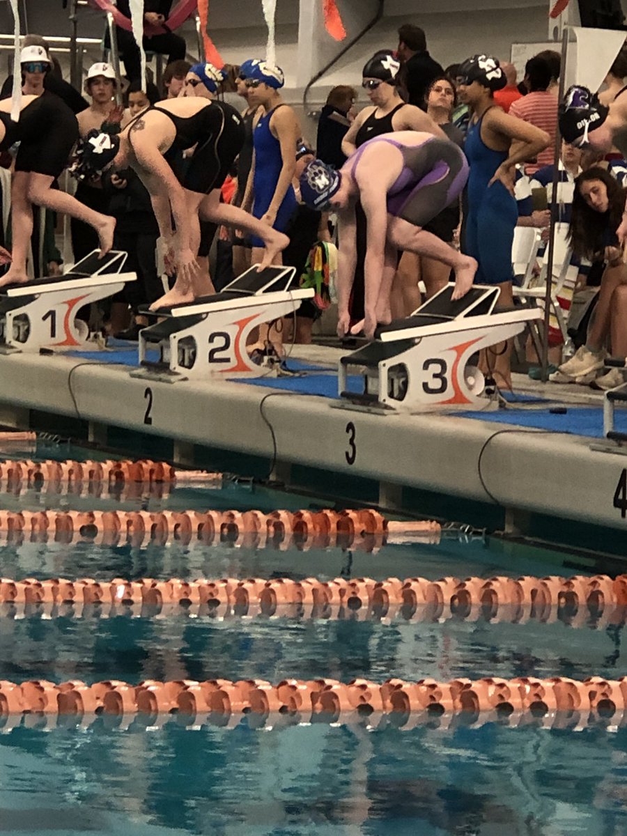 Julie Roth tweet media