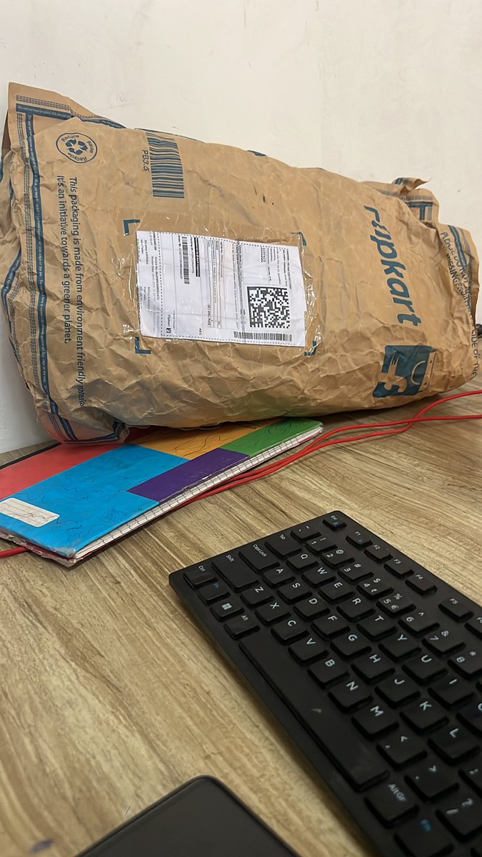 Harishjadwal07's tweet photo. #flipkartscam #flipkartsupport #FlipkartAtYourService @BandBajaateRaho #flipkartsupport क्या बता पायेंगे इस पर क्या कुछ हुआ है अब तक https://t.co/hzn39GpC0s