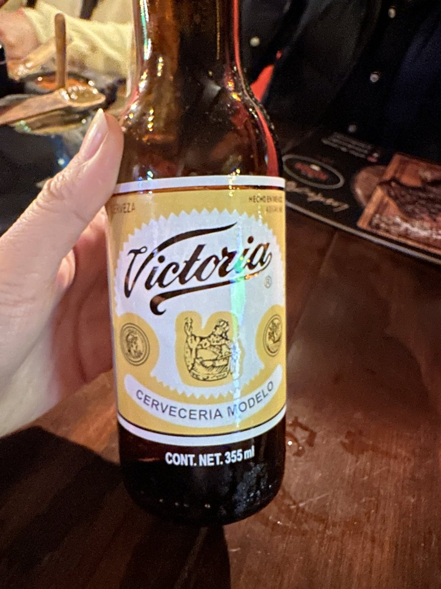 werisdelove's tweet photo. @ChoperNawers @thisisbamf @Riqpastor @pinchemoreno @abicarinoart Ahora si salud 🍻 https://t.co/Rwna7nT6IS