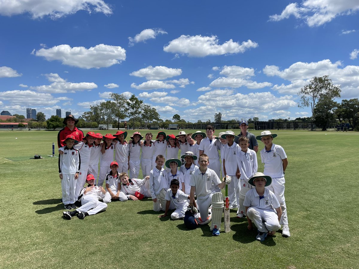 sdesmarchelier's tweet photo. @TerraceCricket 6Red v ACGS 🏏❤️🖤 https://t.co/iYTz22neU8