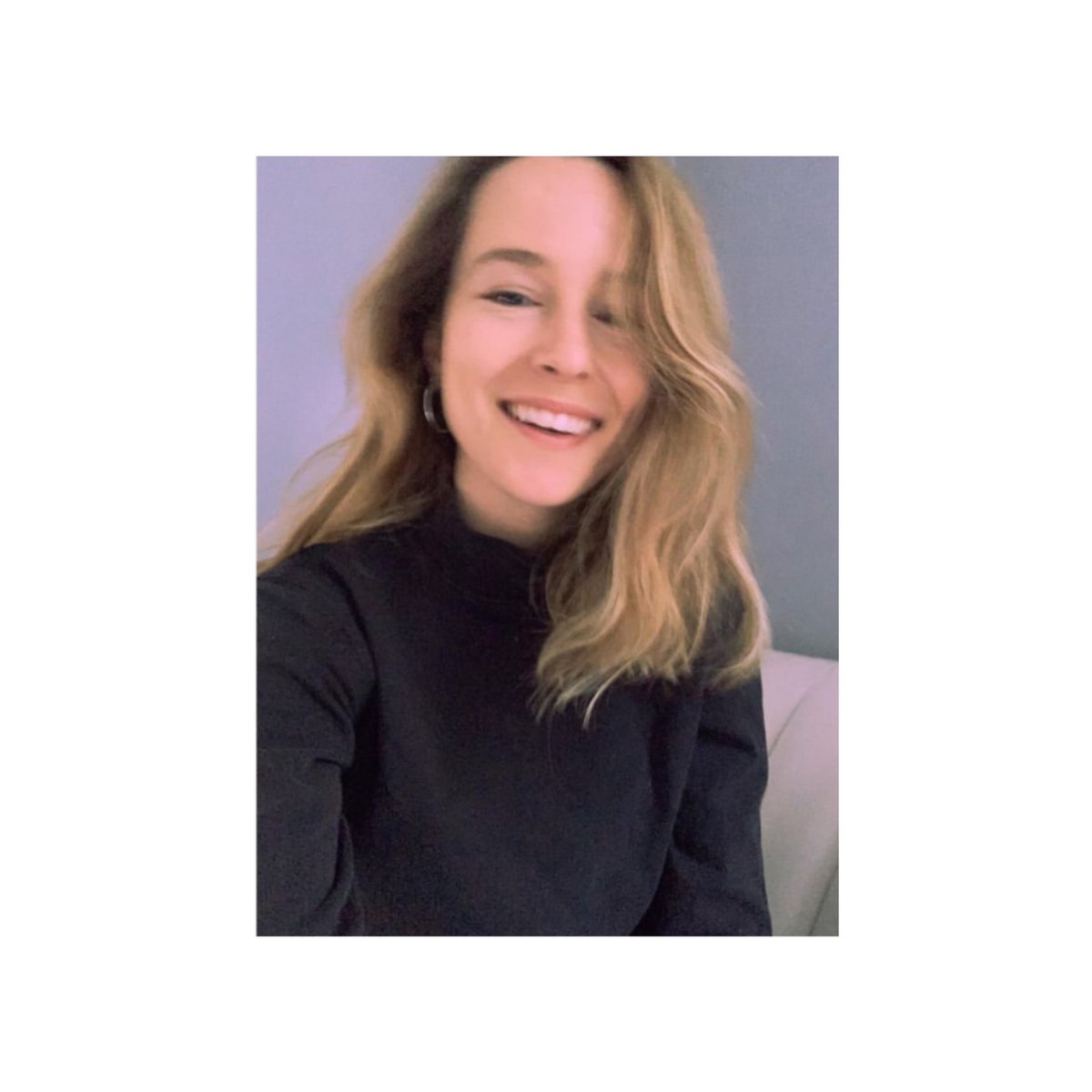 mendlerarg's tweet photo. Hoy hace 3 meses, @bridgitmendler adelantó que llegarían noticias pronto. Hasta el día de hoy, aún no compartió nada al respecto.

¿Cual crees que es la noticia que nos está adelantando? https://t.co/jFUk254FPO