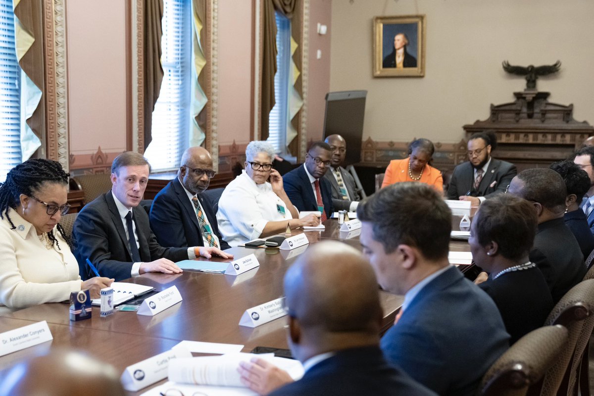 JakeSullivan46's tweet image. Today, I was honored to welcome presidents from Historically Black Colleges &amp;amp; Universities to discuss partnerships, campus security, &amp;amp; encouraging their graduates to consider careers in national security. This Administration is committed to supporting the vital mission of HBCUs.