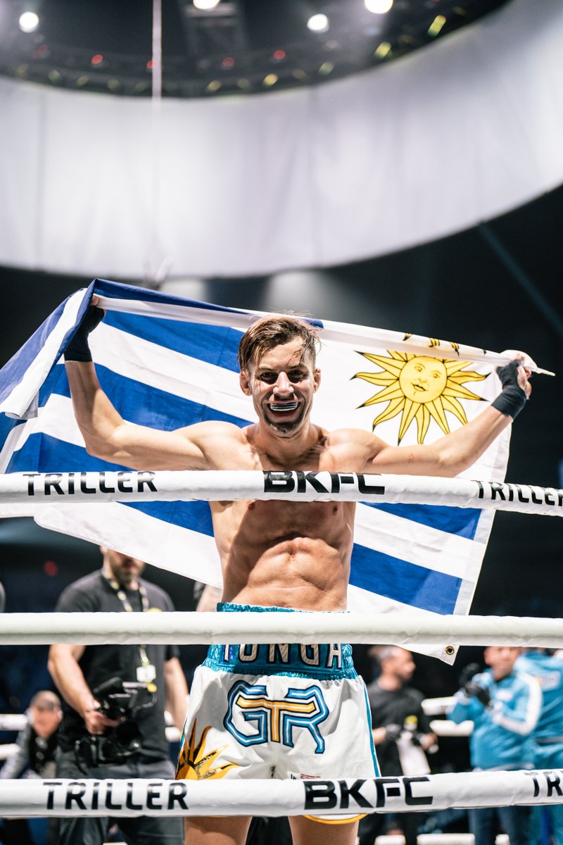 bareknucklefc's tweet photo. @gastonreyno with an amazing BKFC debut! https://t.co/qaCDSlwcdA