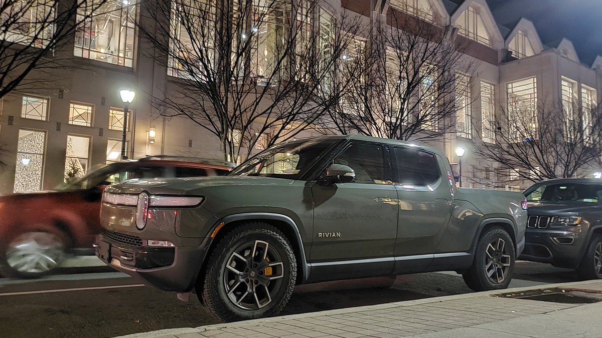 ReserveList's tweet photo. #getItInTheGoodColor https://t.co/NWbKd9IKqX