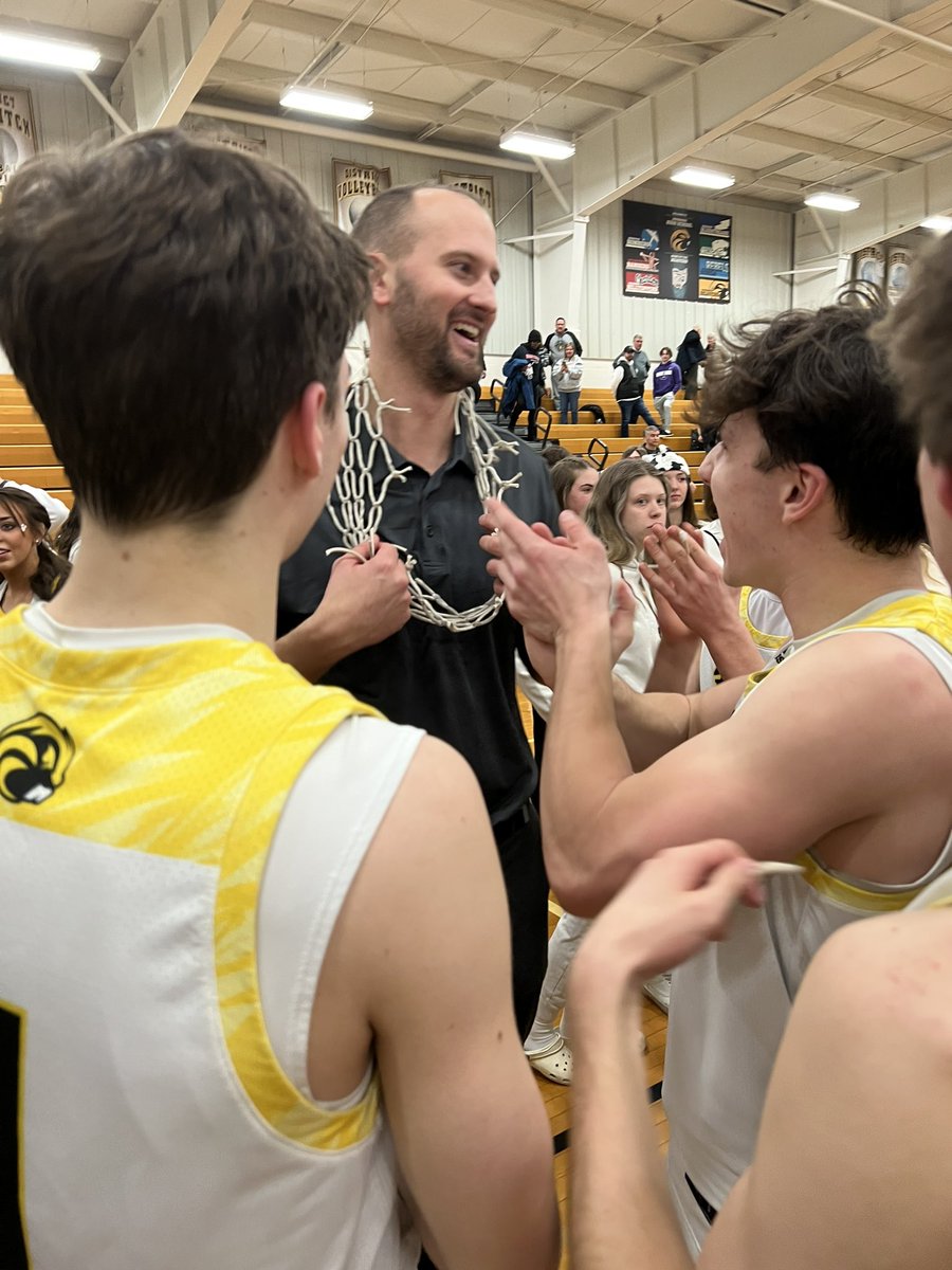 BvrBball's tweet photo. CONFERENCE CHAMPS! We beat Mayfield Can’t say enough about the kids, the support, and our defense tonight! 
@RRebounders @BILLYMAYER1GS @RHSboyshoops @Riverside_athl @BeaverCentral @RLSD_Beavers 
@NEOZoneHS @MayorNEOPrep @ohiovarsity https://t.co/hz04mc7XfP
