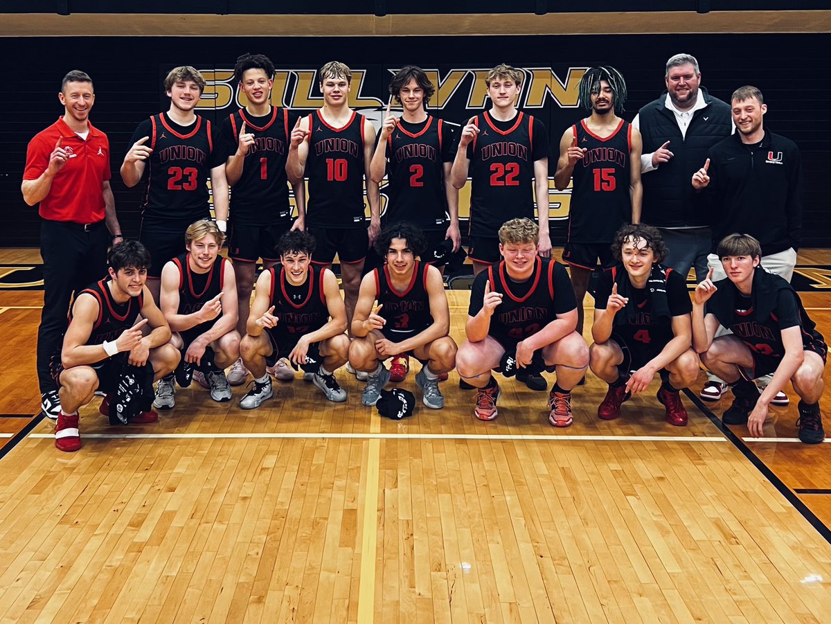 🚨🏆BACK TO BACK OUTRIGHT CONFERENCE CHAMPS!!!🏆🚨

First time in school history this team has won back to back conference championships and we’re not sharing!! 

Can’t be more proud of this group of young men! 

#UProud 
<a href="/UnionHighCats/">Union High School</a> <a href="/unionwildcats/">Union MO Athletics</a> <a href="/UnionRXI/">Union R-XI</a> <a href="/CoachRapert11/">Patrick Rapert</a>