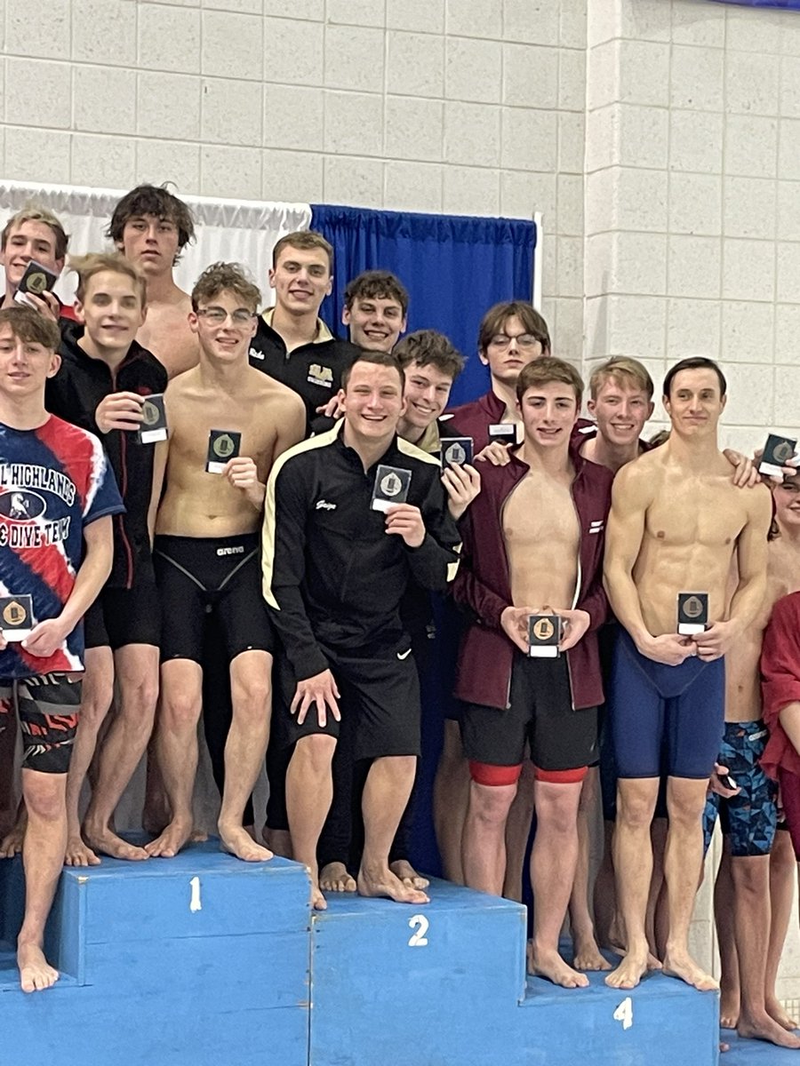 BVALeopardSwim's tweet photo. 🚨Podium Alert🚨Boys 200 Medley Relay-2nd place N. Reda, Wessel, Yeachenko, T. Reda @BvasdAthletics https://t.co/2DILJbDkzm