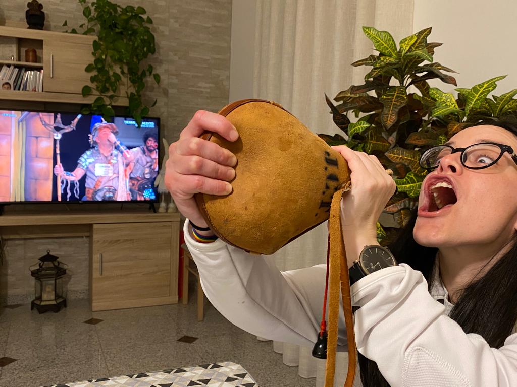 iloveguitarra's tweet photo. Desde Pozoblanco, viendo la final del Falla... VIVA EL CARNAVAL!!!!#COAC2023Final https://t.co/t1R7AjCbyP