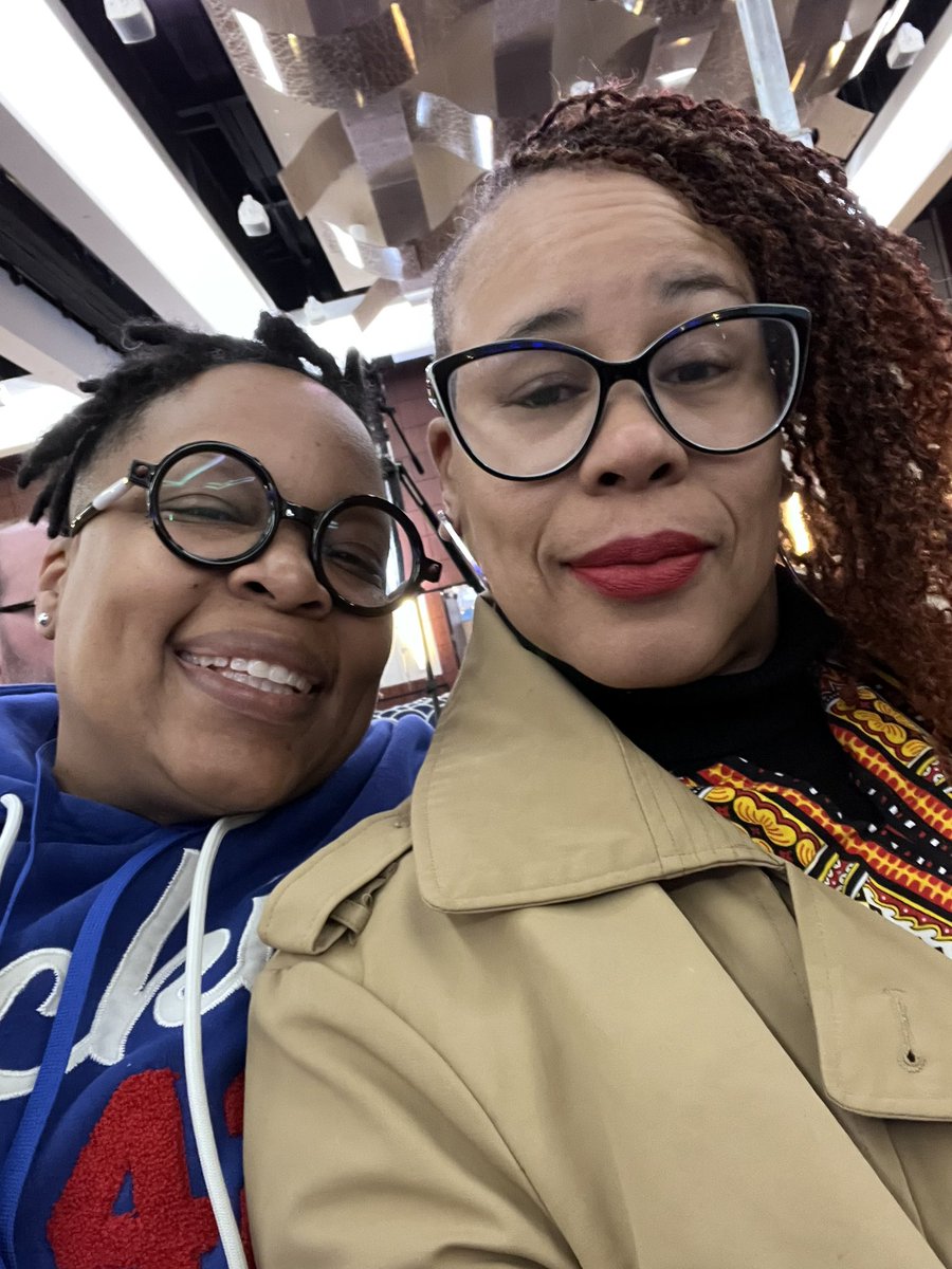 teachingthekids's tweet photo. What do educator spouses do for date night??? We go to the AMI, American Montessori International, conference to hear Nikki Giovanni speak. #educatorlife💪🏽 https://t.co/zb88isFfDs