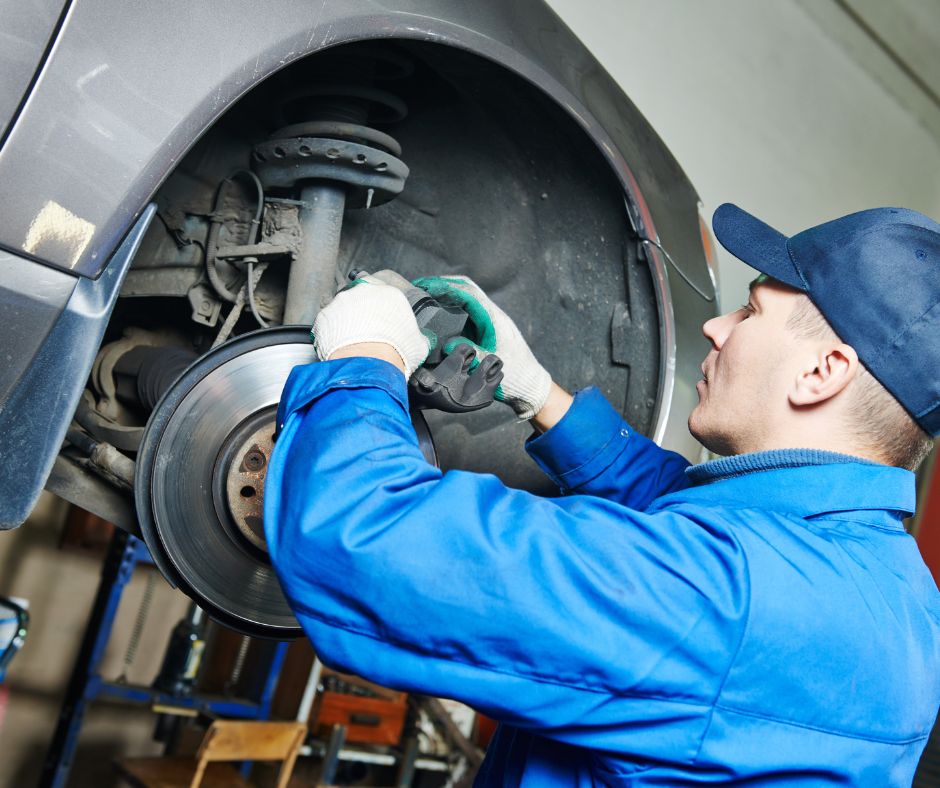 williamsontire's tweet photo. Is it time for your car's brake service? Bring it in to our shop and we'll take care of everything. https://t.co/I8IPbdzcIm https://t.co/qZ6Eg4Y7Em