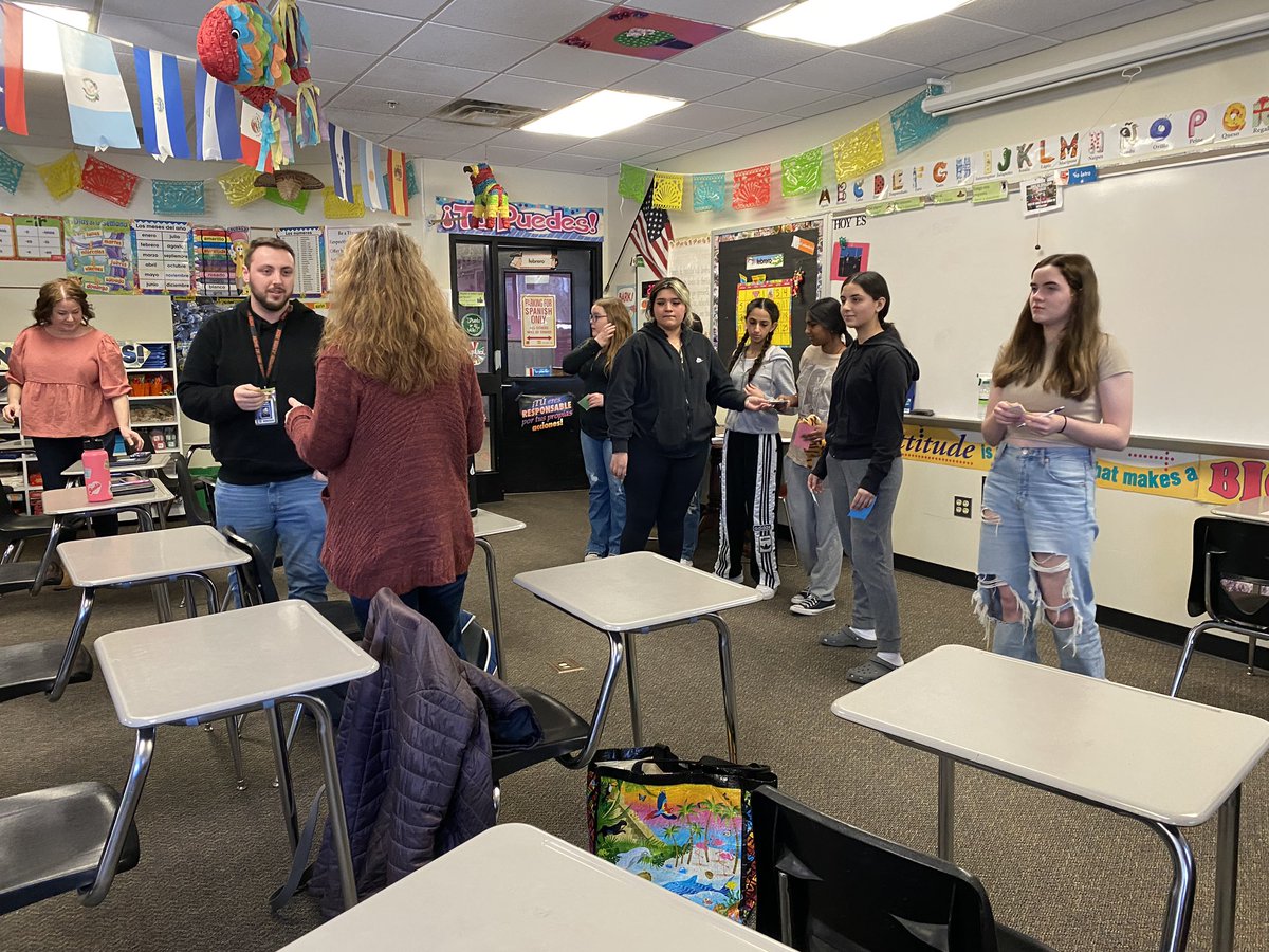 Ms. Engfer tweet media