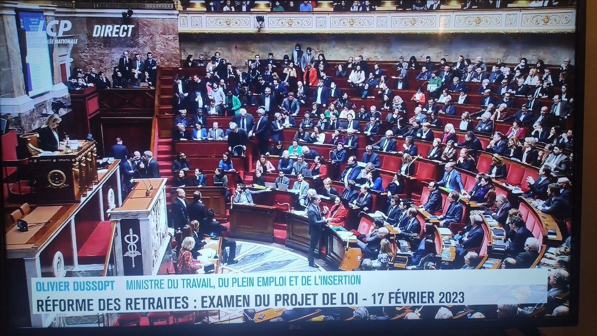 Article 100 sur la bonne tenue des débats. Je pense que je le connais par cœur tellement il y a du de rappels. Ce débat sur la réforme n'a pas été à la hauteur. Espérons que les débats aux <a href="/Senat/">Sénat</a> soient plus sereins.
Spectacle de désolation de #nupes.
Consternant.
