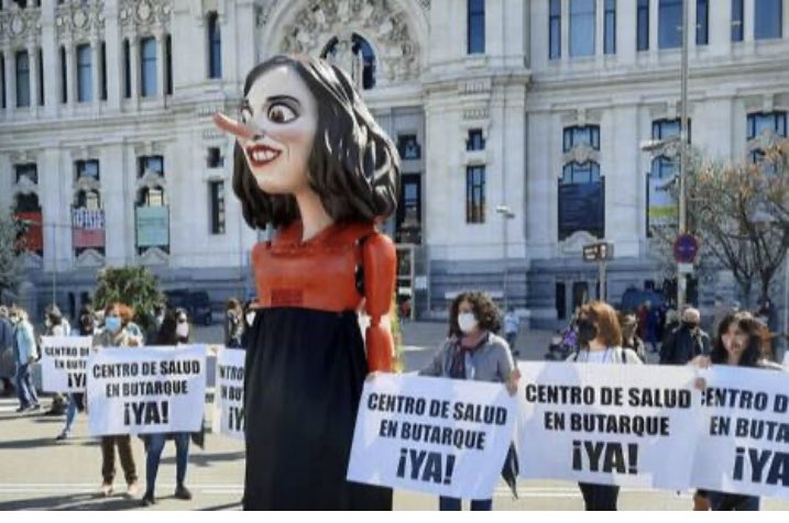 RousPA3's tweet photo. @IdiazAyuso Se puede ser más mentirosa y decir semejantes barbaridades, vaya personaje la pinocha, sigue, sigue, que te queda hasta mayo para sacarte de Madrid... https://t.co/4WK2Ba1gM9
