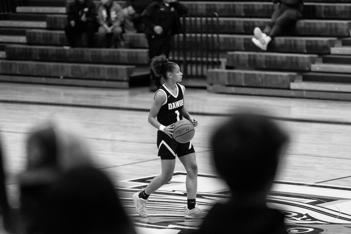 Great senior season KK. Want be long before you are packing the stands in Little Rock, Arkansas for the Shorter College Lady Bulldogs!!

We Chasing Greatness HBCU Style!!

🙏🏾🏀🙏🏾