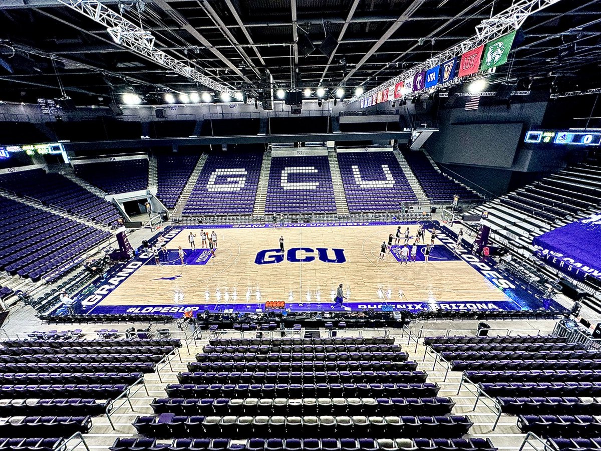 Stage is set in PHX. 

#GoWildcats | #TougherTogether