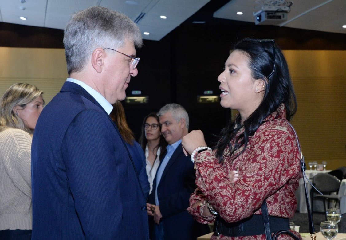 paminagonzalez's tweet photo. Ha sido un placer asistir al Primer Encuentro Empresarial del 2023: "Oportunidades en un año de transición" y conversar con @erikmonto, director #ForoDePresidentes, Mario Pardo Pdte ejecutivo de @BBVA Colombia y Carlos Londoño Pdte de @Helados_Popsy. ¡Gracias por la invitación! https://t.co/eApZteUoXZ