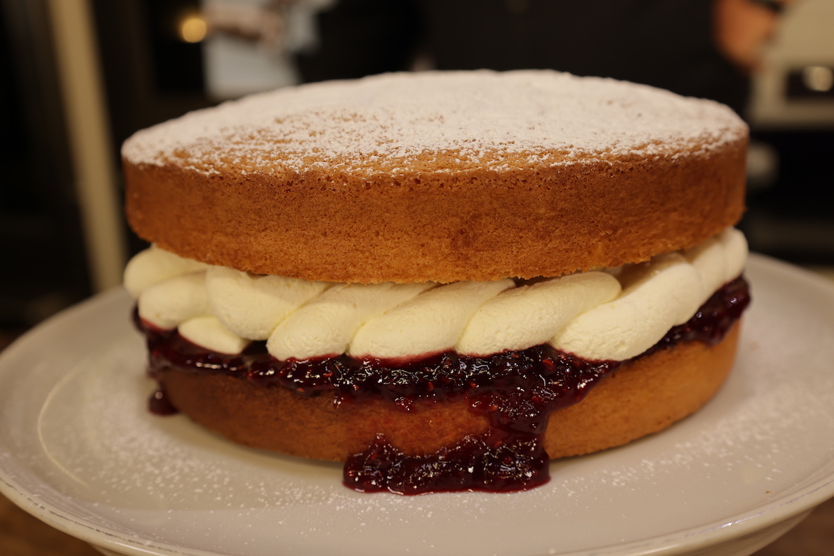 Sat_James Martin on Twitter "This Raspberry Genoise Sponge is a sweet