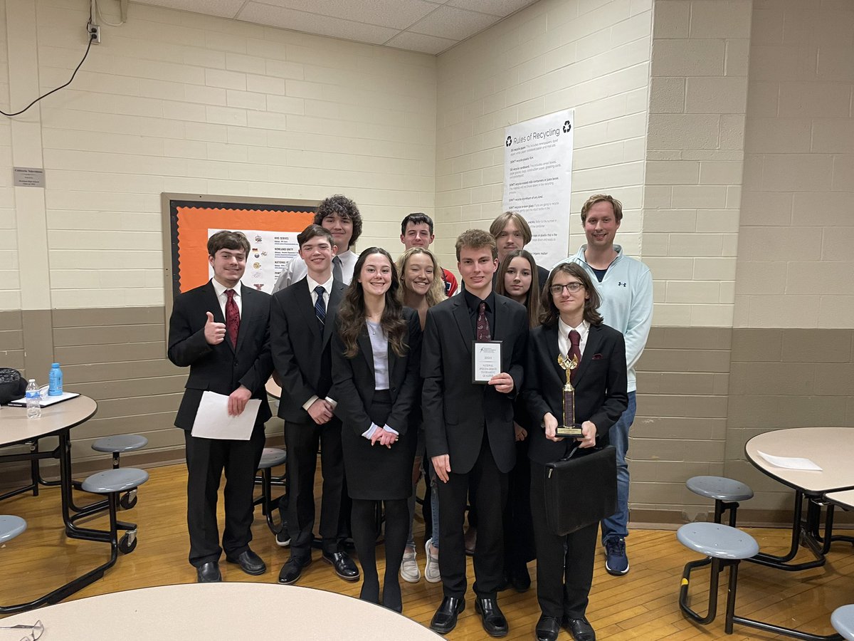 NHSpeech's tweet image. NSDA Northern Ohio Congress Results! Congrats to Kyle Whittaker 1st in Senate and a National Qualifier! Shout out to Noah Young 3rd in House and 1st Alternate to Nationals! Congress Team finished 2nd in Sweeps.
