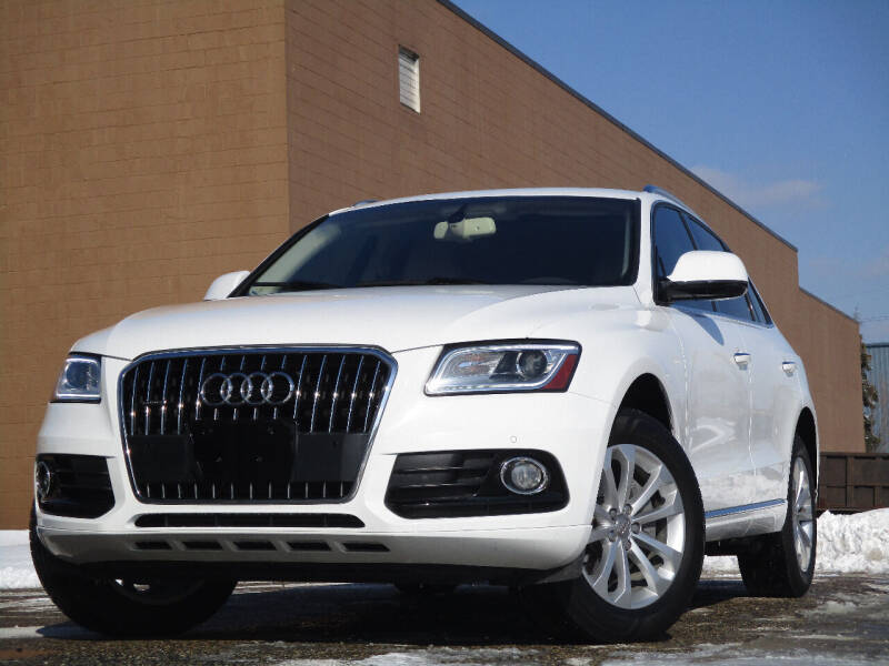 AutohausService's tweet image. This 2015 Audi Q5 2.0T quattro Premium Plus is everything you've been looking for! Fully loaded! Learn more at autohausroyaloak.com/details/used-2… #autohaus #usedaudi #audi