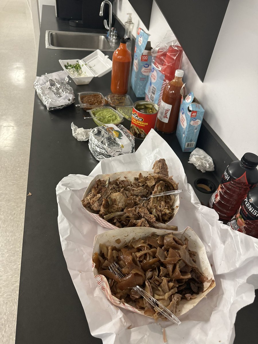 Samsung launch in Springdale! Thank you Samsung for the lunch 🫶🏼 #S23 @gowestregion @NA_IceCold  <a href="/Mig_Ceballos/">Miguel-Angel Ceballos</a> <a href="/Farzad_Farokhi/">Farzad Farokhi</a> <a href="/p_coleman24/">Phil Coleman</a>