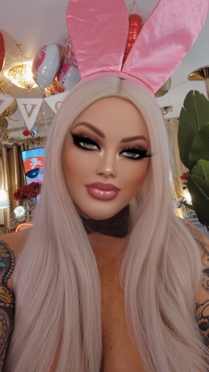 Aspen Peeks on Twitter "Who's your favorite Playboy Bunny? playboy 