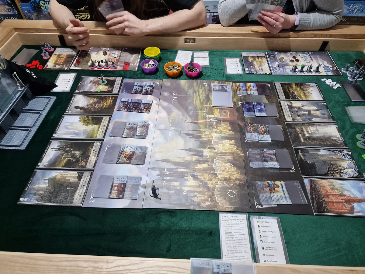 TheBrokenMeeple's tweet image. YAY, WE FINALLY GOT EDGE OF DARKNESS BACK TO THE TABLE! And now it&apos;s set up so I can play it solo tomorrow!! Had to check my maths though as the scoring came down to the wire...... Literally.....

@alderac @JohnDClair #wemakefun