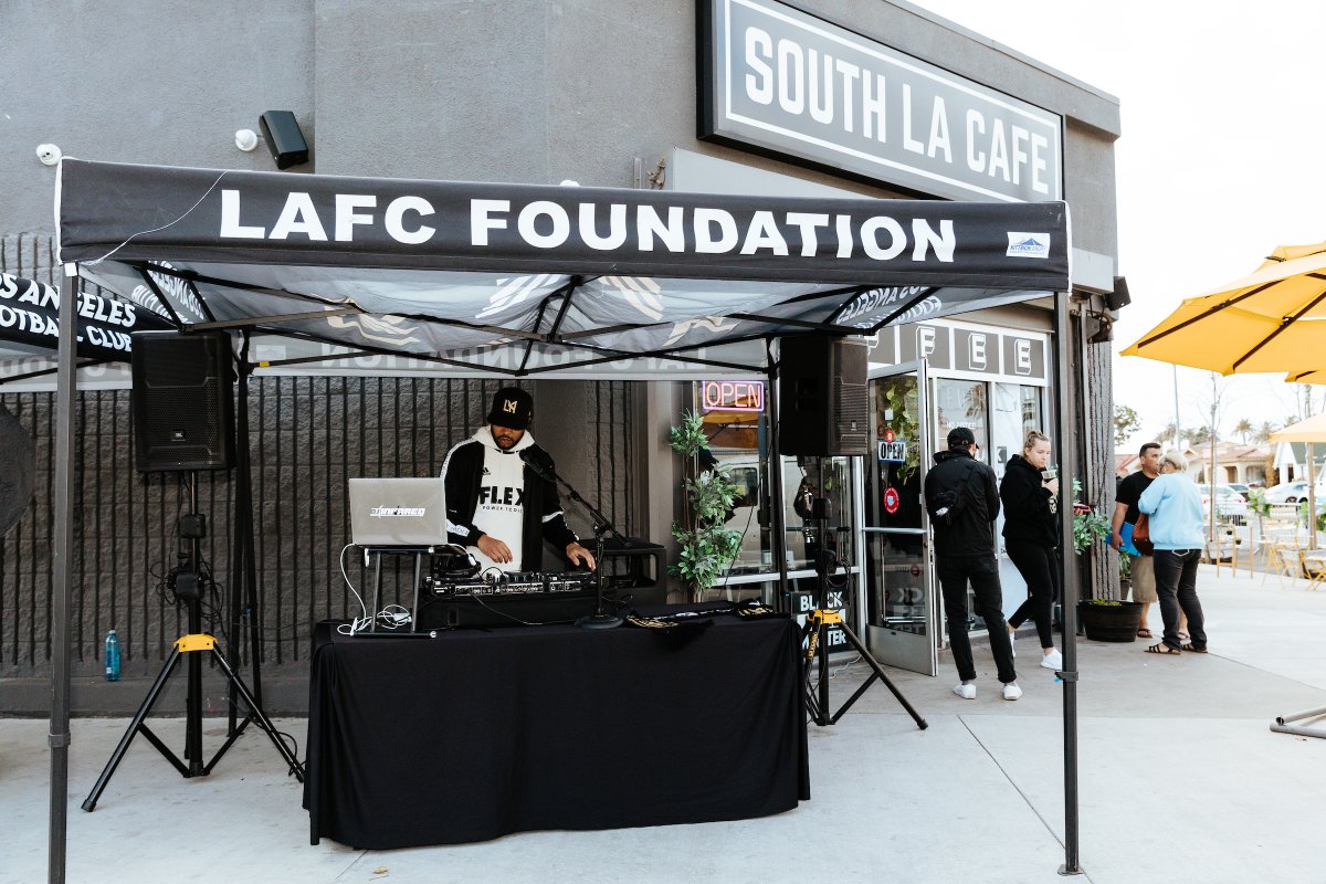 This #BlackHistoryMonth, we've partnered with <a href="/BMO_US/">BMO U.S.</a> to help grow the good in our community and celebrate local Black-owned businesses. 

Thank you to everyone who joined us at South LA Cafe for an afternoon of fun and music with special guest <a href="/Mahala_jnr/">Kwadwo Opoku</a>.