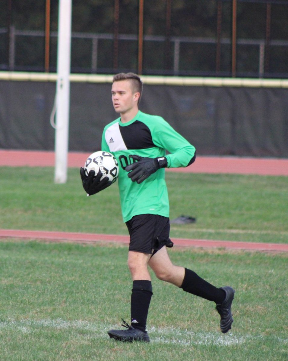 DonohueJr's tweet photo. Congratulations @SRRamsSoccer Nate Bott on his commitment to Union College to continue his academic and soccer careers. Best of Luck! #RamPride🐏⚽️🖤💛🇺🇲 
#HSLive @TAPStaffordLBI @BiggySandPaper @Matt_Manley @APPSportsDesk @ACPressMulranen @UnionCollege @UnionAthletics https://t.co/hZyPIxzxJz