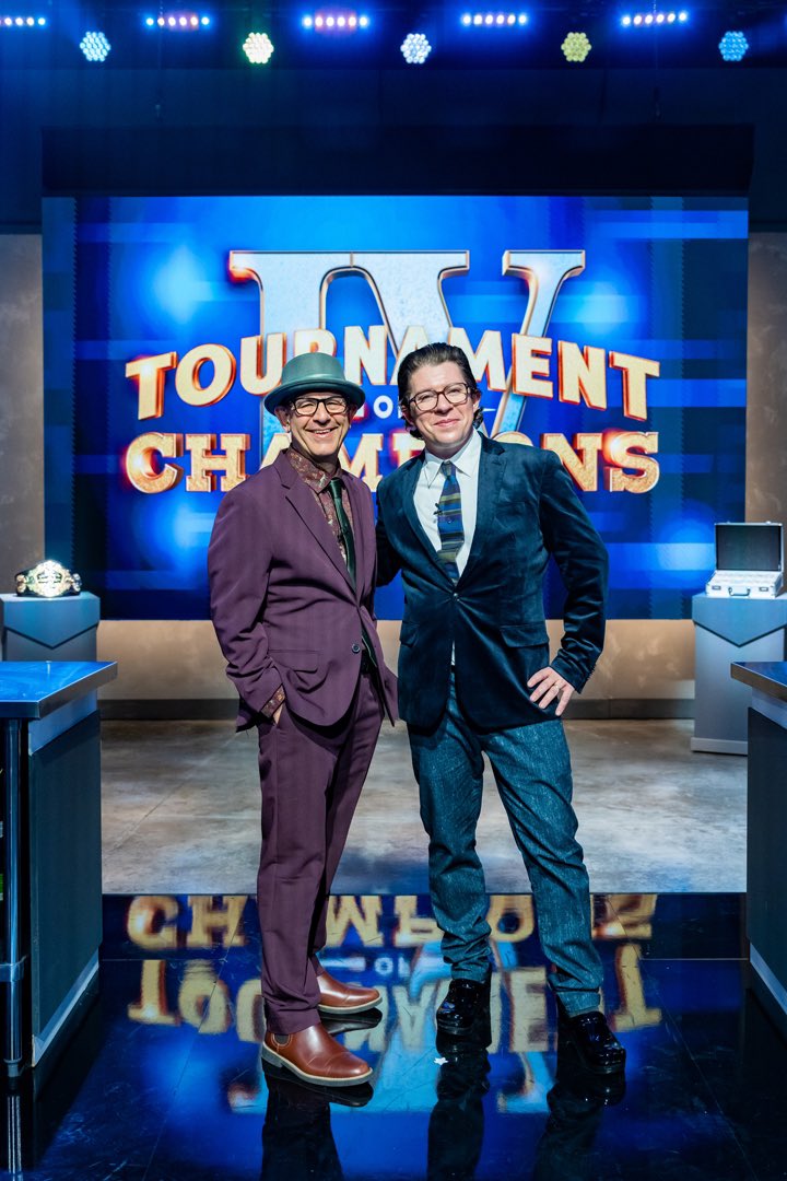 SimonMajumdar's tweet photo. #TournamentOfChampions is back. Please make sure to tune in on Sunday, February 19th at 8pm on @FoodNetwork &amp; streaming on @discoveryplus. I am so excited to be back commentating with @eatfellowhumans. It will be a fantastic season. So don’t miss it

#FoodNetwork #DiscoveryPlus https://t.co/gmKAKQR59v