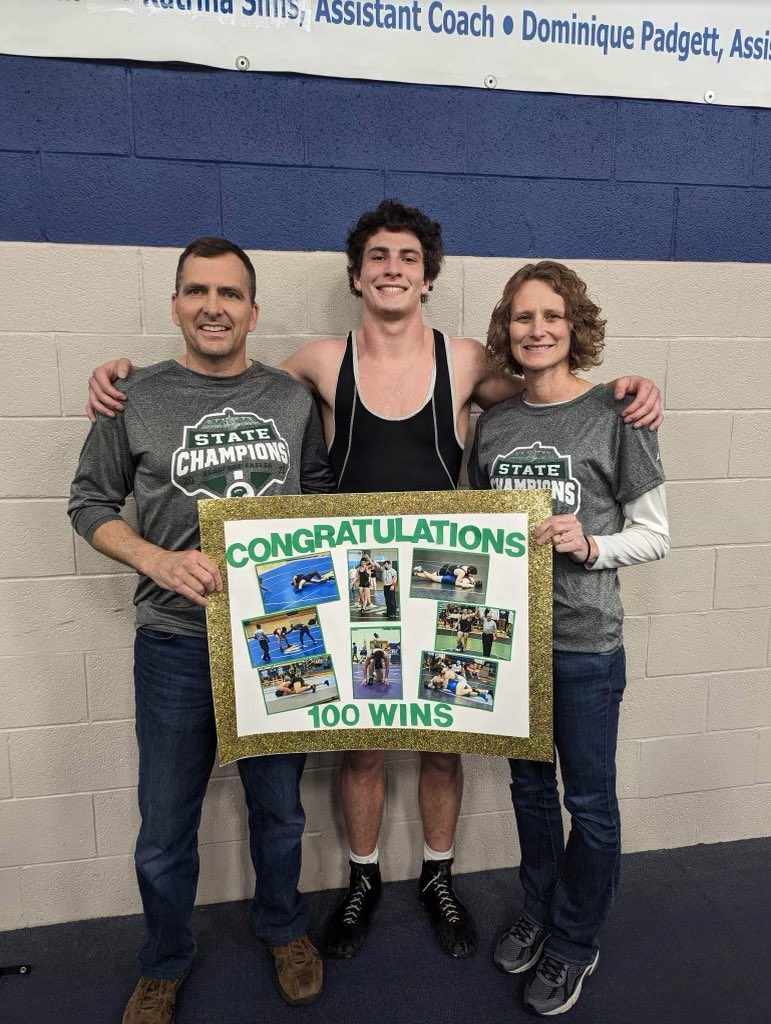 Congrats to <a href="/ColtonPhares/">Colton Phares</a> on his 100th career win today at the Lower State Championships (Individuals) at Dreher HS.👏🏻#beauforteagles🦅 <a href="/CoachRonLanham/">Ron Lanham</a> <a href="/LowcoSports/">LowcoSports.com</a>