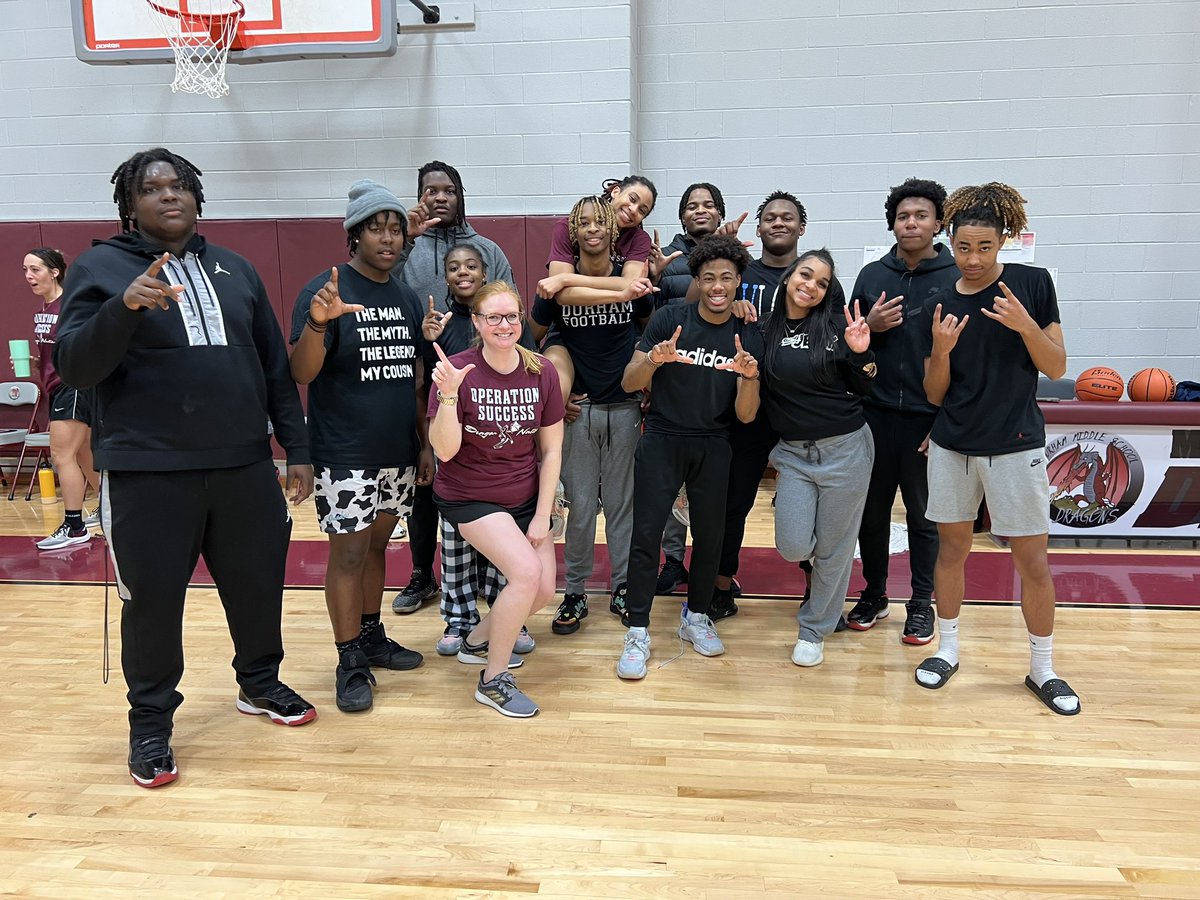 MissRichmond7's tweet photo. A HUGE thank you to @Farmer_Hoops,  @LHS_LadyHoops, and @LHSFball for letting me borrow some of my former @DurhamMS @DurhamFootball kids for our student faculty basketball game today! My teacher heart is reenergized! #numberonedragonfan #longmaroonline #oncemykidalwaysmykid https://t.co/eh3MUuEoQT