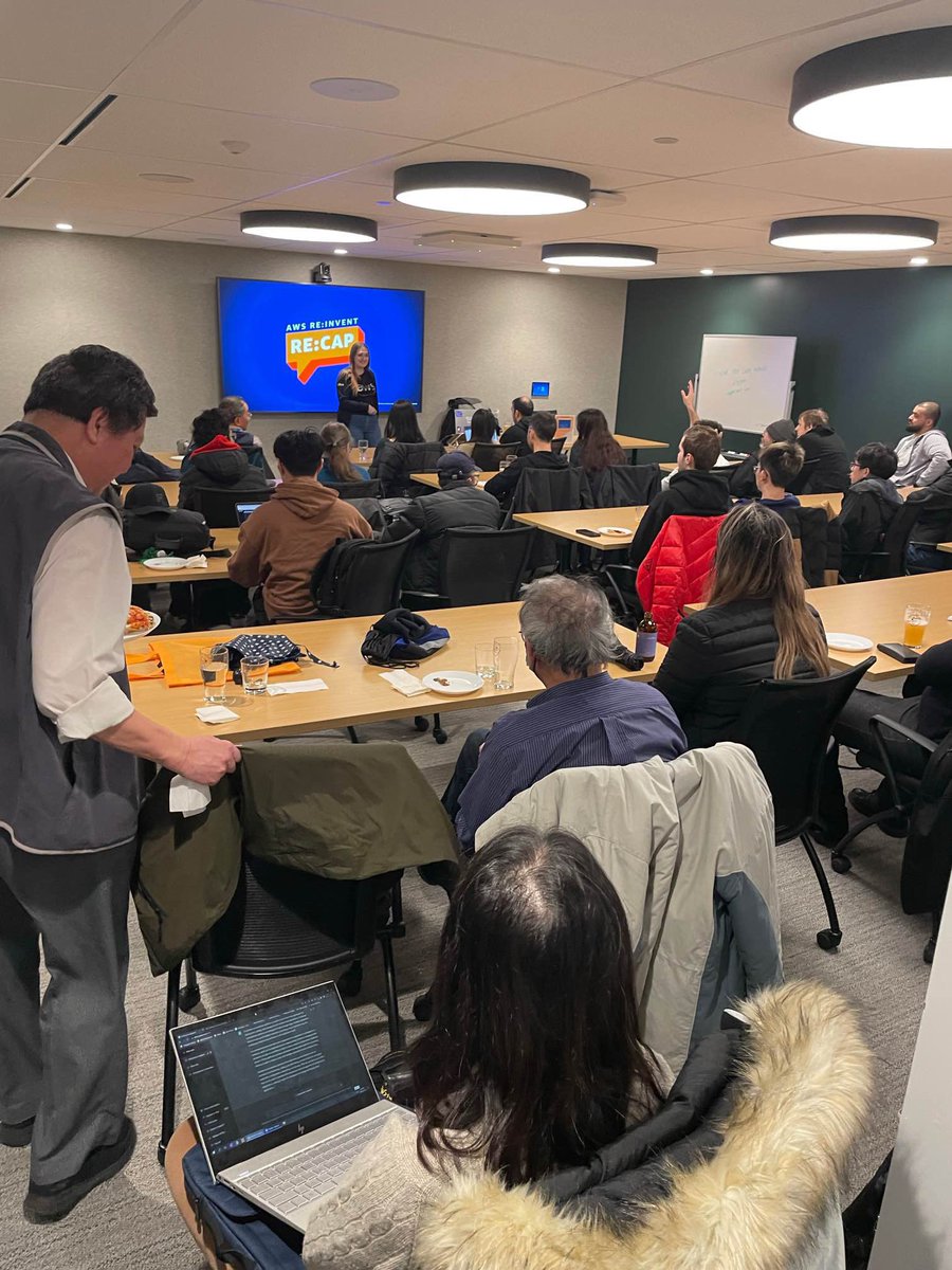 devopsjacquie's tweet photo. It was standing room only at my AWS Vancouver user group re:Invent re:Cap! Thanks so much to everyone who joined, it was a delight to be at a local in person event &amp; I loved meeting you 💖 https://t.co/YmYJKxfG9z