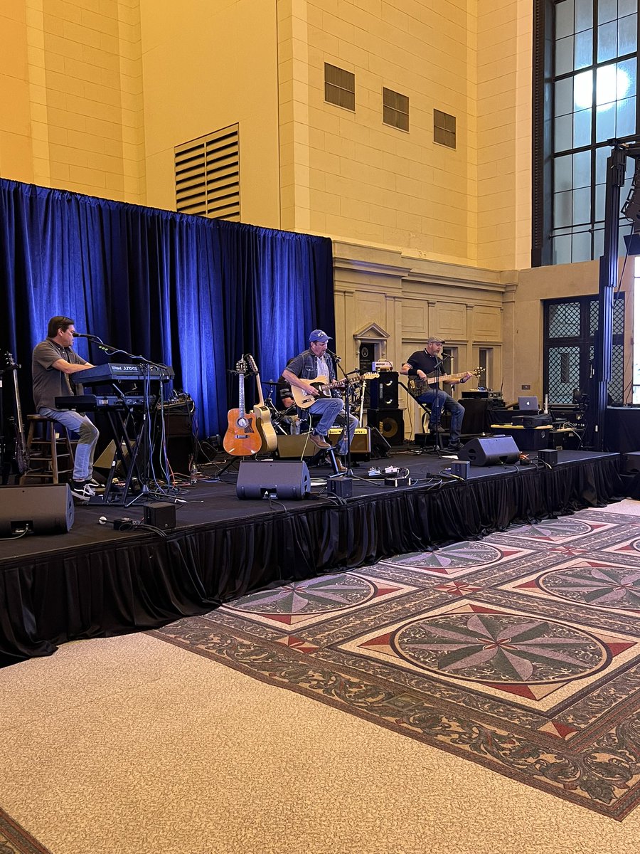 Robert Talley tweet media