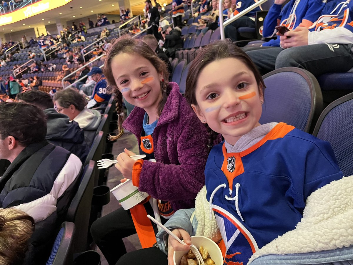 Brian K Smith tweet media