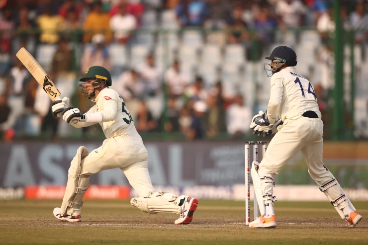 Xlovers32's tweet photo. Five years after the most recent of his Tests, #Handscomb vindicated the selectors’ decision to keep him in mind for #India. Slimly elegant, with features that would not have been out of place in pictures of the Australian teams of the 1930s /1 #INDvAUS https://t.co/EV9MXm1MX7