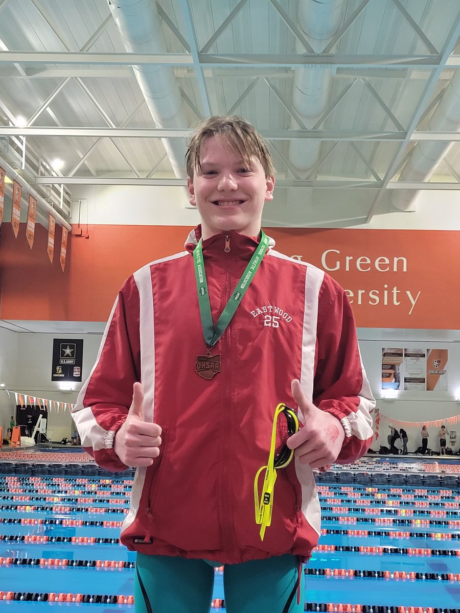 Great swim AJ O'Brien in the D2 500 free at NW District Championships! 5th place finish and a PR!