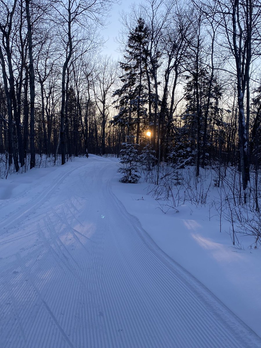 jageddes's tweet photo. Skiing into the long weekend! #wheeeeeeeeee https://t.co/rvYCMSL1B3