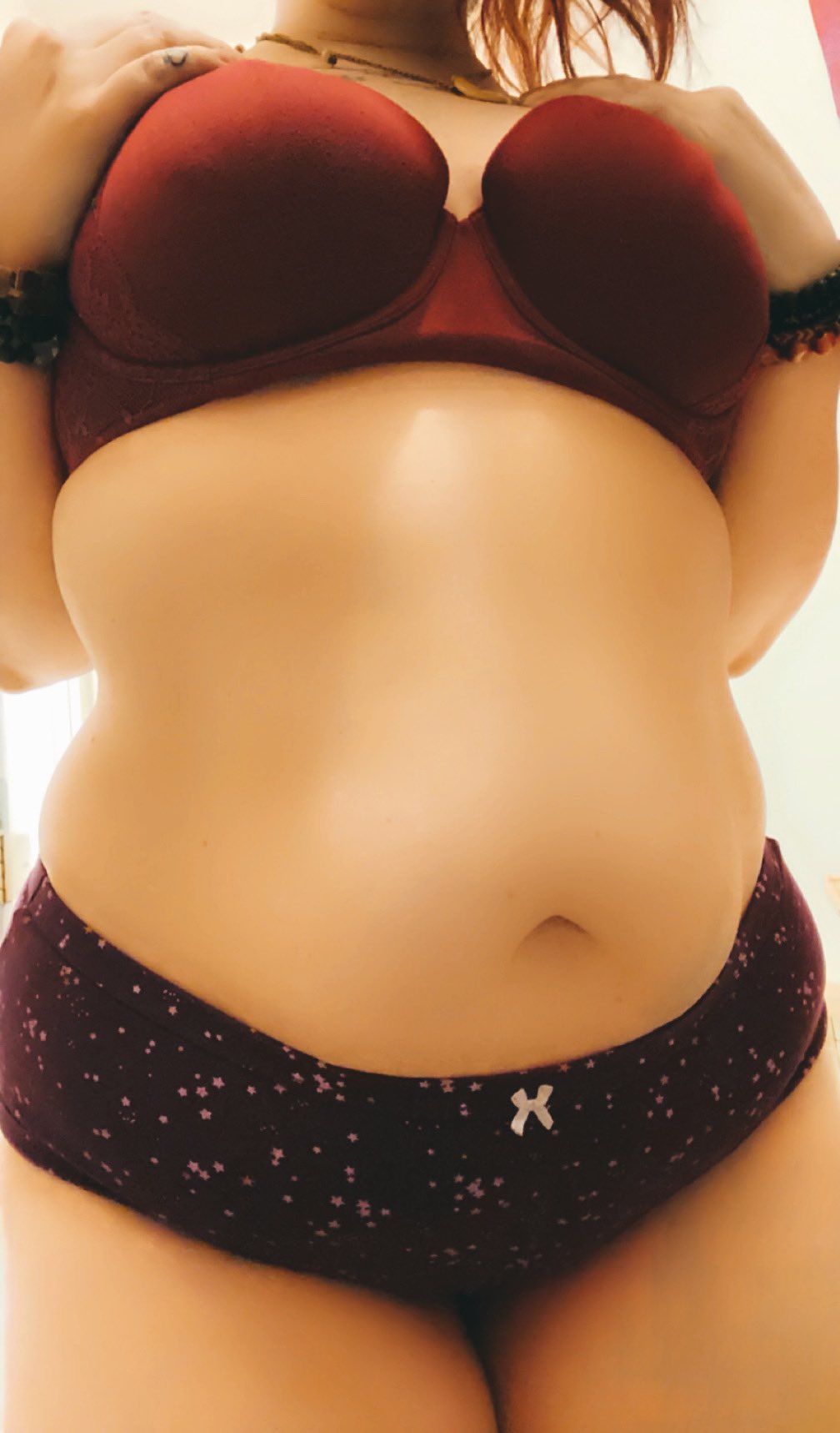 Slow going but I think the diet is going okay. Anyway, uncensored version is on my Fansly! https://t.co/VYgeZT9byZ https://t.co/w3owinqYk9