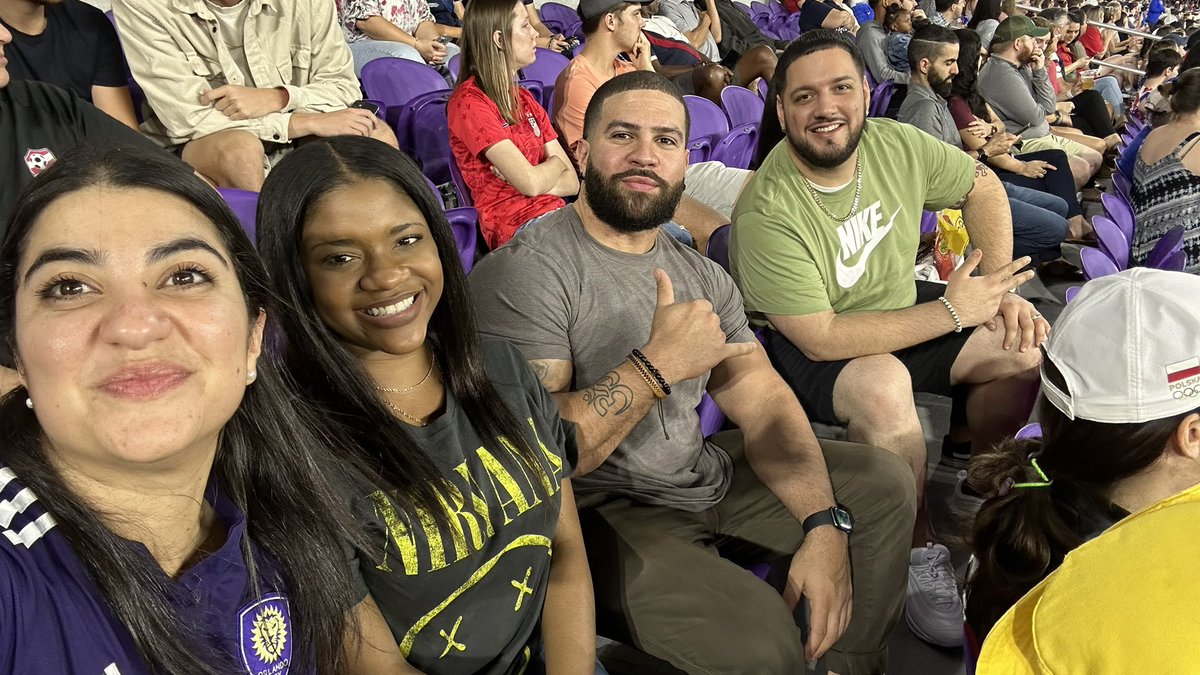USA vs Canada with the best team in protection, Millenia for the win. #SheBelievesCup go USA!