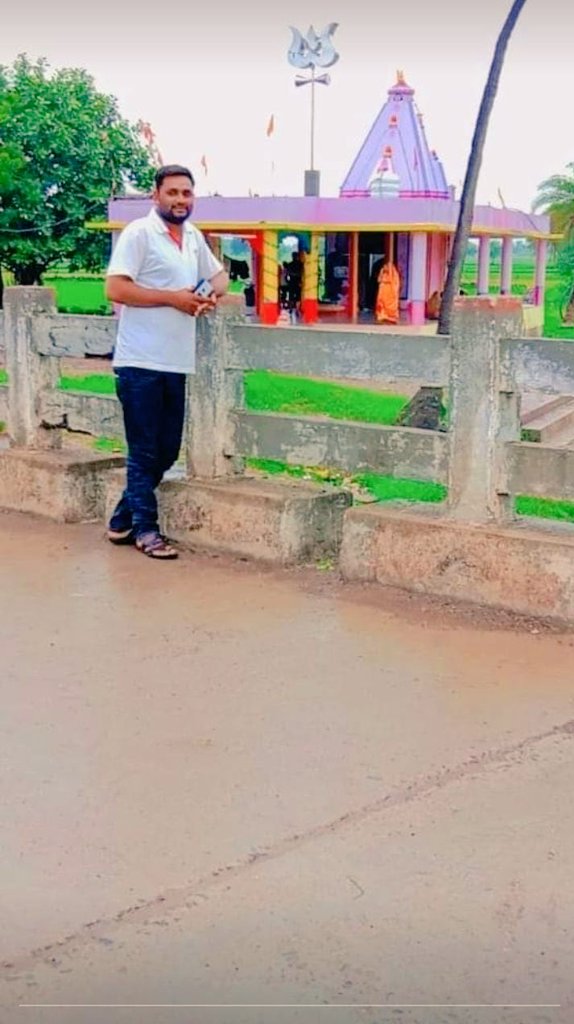 @Arjun Dhangar 🐦 (@ugaranaarjuna) on Twitter photo महाशिवरात्रि के पावन पर्व की आप सभी को बहुत-बहुत बधाई एवं शुभकामनाएं
जय श्री महाकाल
चारमुखी रेत्मेश्वर महादेव जी मंदिर कनगटटी जिला मंदसौर
#महाशिवरात्रिपर्व महाशिवरात्रि के पावन पर्व की आप सभी को बहुत-बहुत बधाई एवं शुभकामनाएं
जय श्री महाकाल
चारमुखी रेत्मेश्वर महादेव जी मंदिर कनगटटी जिला मंदसौर
#महाशिवरात्रिपर्व