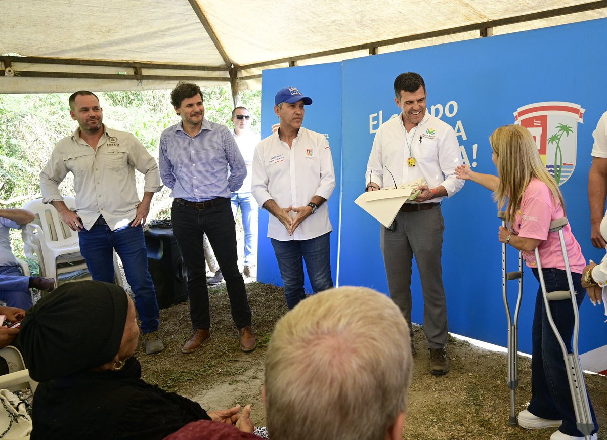 ¡Así vivimos una gran jornada con los pequeños productores y comunidad en el sur del Atlántico! 🤝 🌾

#Comunicado 🗞️: “El #BancoAgrario entregó créditos asociativos por $8.500 millones en Atlántico”. 

🔗 bit.ly/3IA25iS