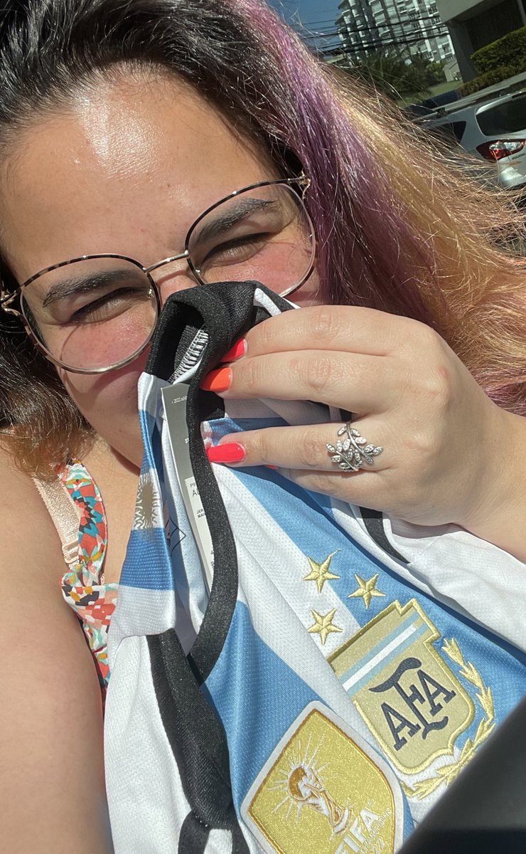 kriiissia's tweet photo. Hoy veo a @jerofreixas y @josdecabo en el Melico Salazar y no solo voy uniformada, si no que voy estrenando gracias a @tdmas_cr 🥹🤍🇦🇷 ⭐️⭐️⭐️
#UnaParejaReal https://t.co/BTUqOtJMTE