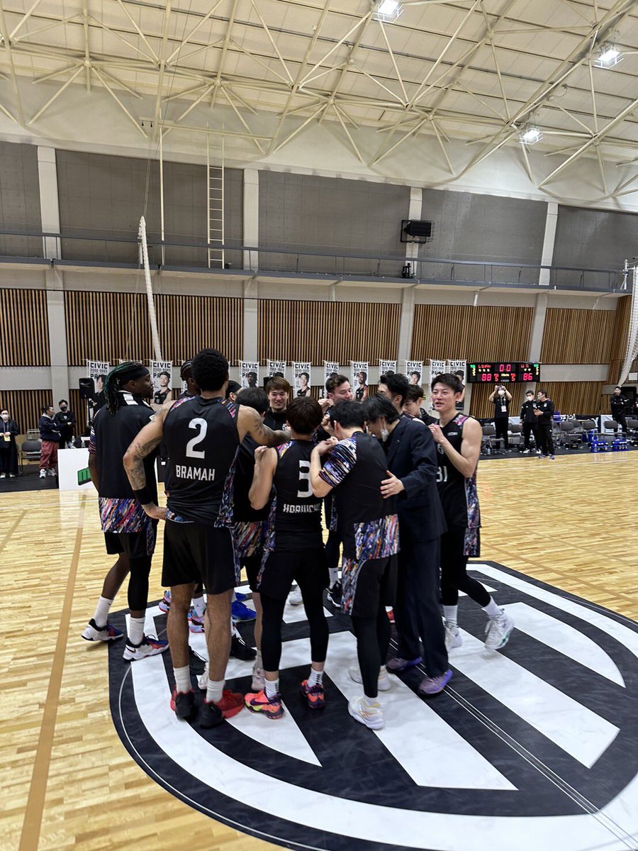 scbc_jpn's tweet photo. ⛄️[AWAY GAME DAY]⛄️

B3リーグ第19節はアウェイ・埼玉戦　⛹️

vs 埼玉ブロンコス
@saitamabroncos 
GAME1  2月18日(土) 14:00~
@浦和��場体育館

アウェイの戦いはB3TVで応援しよう！ 
https://t.co/7EIct5eCjr

#しながわシティ #しながわ #品川 #B3リーグ https://t.co/EWHmxX5nhW