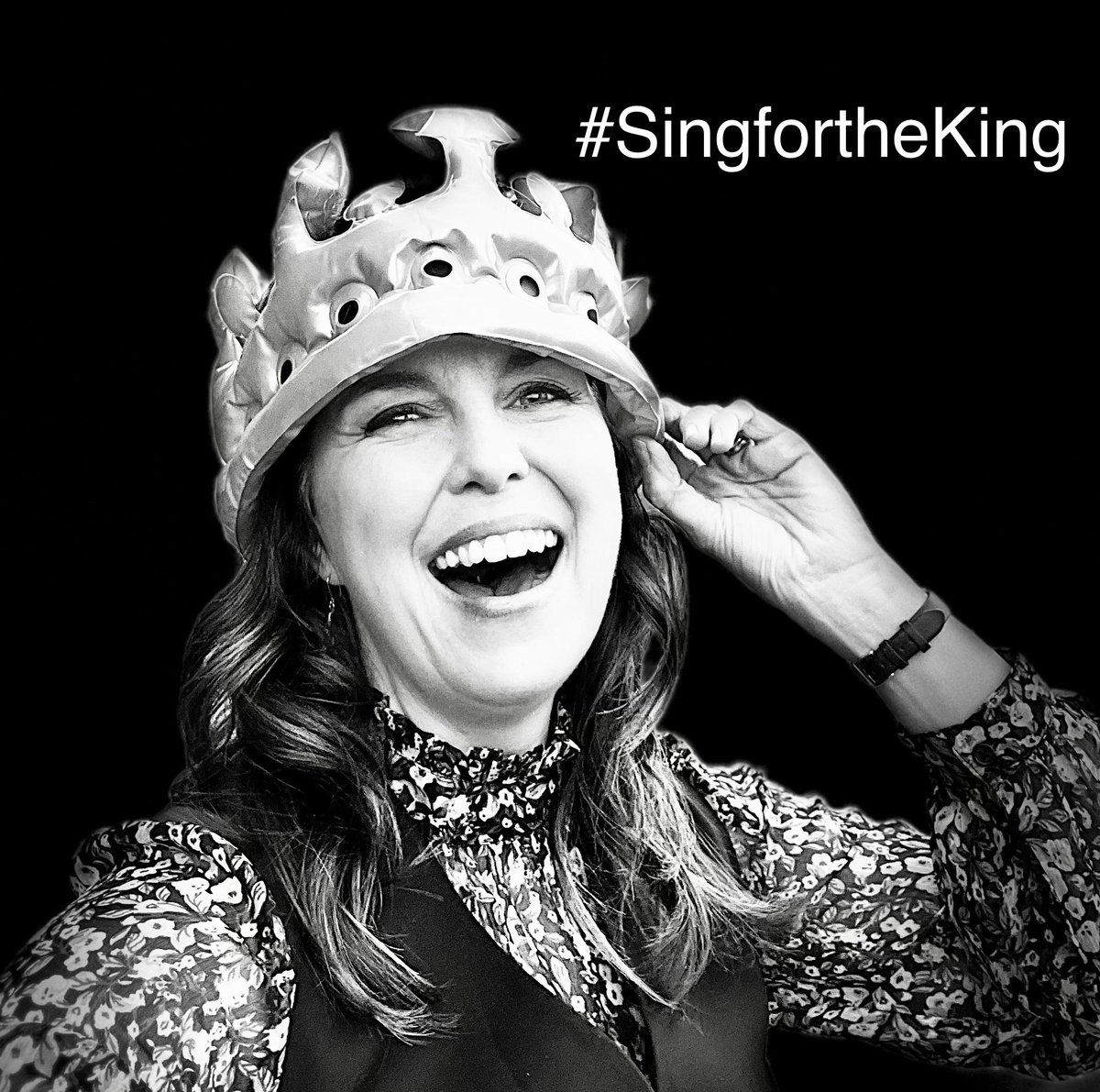 Joanna Forbes L'Estrange (@joforbesle) on Twitter photo Today I had the privilege of conducting the inaugural recording of my <a href="/RSCMCentre/">RSCM Centre</a> coronation anthem. I was also given an inflatable crown. It’s been a good day. #singfortheking #coronationanthem #KingCharlesIII #choirs #choralmusic #choralcomposer Today I had the privilege of conducting the inaugural recording of my <a href="/RSCMCentre/">RSCM Centre</a> coronation anthem. I was also given an inflatable crown. It’s been a good day. #singfortheking #coronationanthem #KingCharlesIII #choirs #choralmusic #choralcomposer