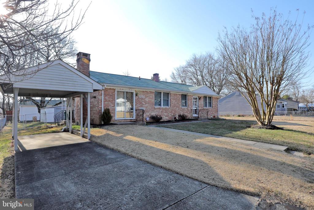 RemaxOne_MD's tweet photo. Just listed by Amy A Gallo in #BryansRoad #MD. 7273 Carroll Drive! Please retweet!  https://t.co/5r313Tyd3n  Listed by: Amy A Gallo. https://t.co/UdcIOXkiN8