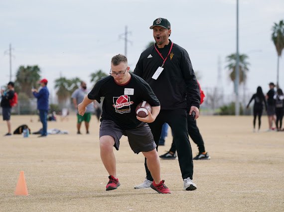 Being just a football player can never be enough…watching these young men change lives is what it’s about🔱 <a href="/ASUFootball/">Sun Devil Football</a> #SunDevilsServe #SuperFest2023
