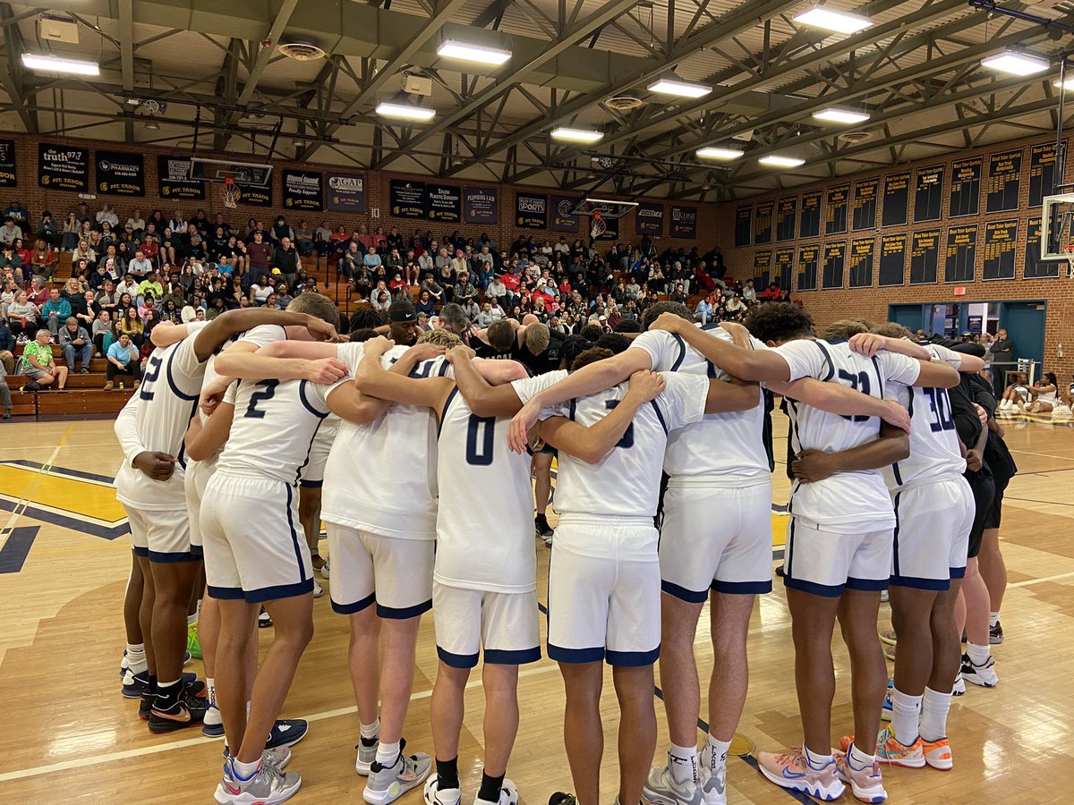 Players from <a href="/ReaganMBB/">Reagan Men's Basketball</a> and <a href="/EastForsythMBB/">East Forsyth Basketball</a> come together during this injury break with 2:20 left in the 1st qtr at the CPC Men’s Final