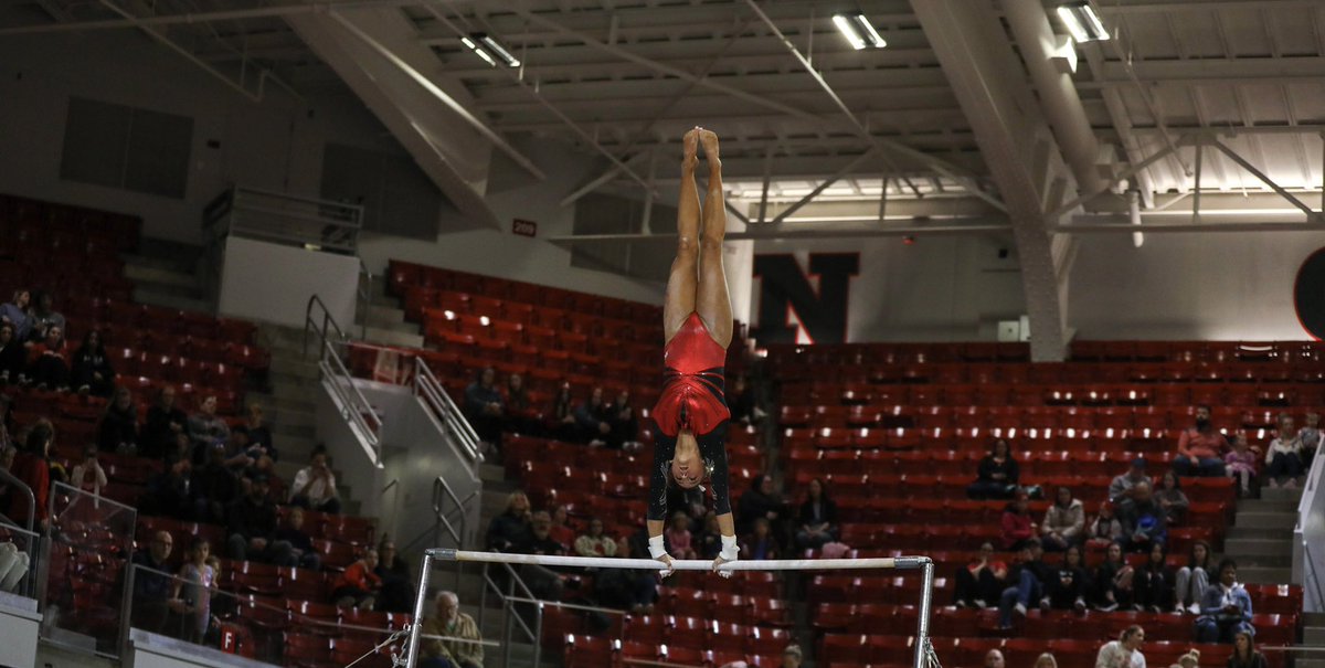 NC State Gymnastics 🐺🐾 on Twitter "𝐅𝐋𝐀𝐖𝐋𝐄𝐒𝐒. A 9.900 from Emily is the