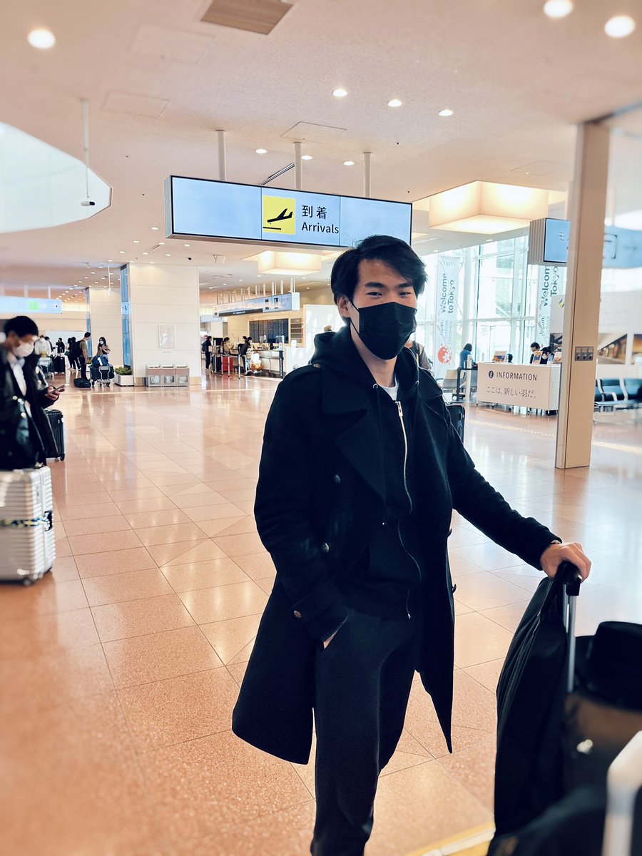 Bruceliupiano's tweet photo. Back to Japan! And look forward to see more friends on this new adventure and this new platform 😎🫶

#bruceliu #bruceliufruitfans #twitterfirstpost #japantour #pianist https://t.co/8AnaKyZPZP
